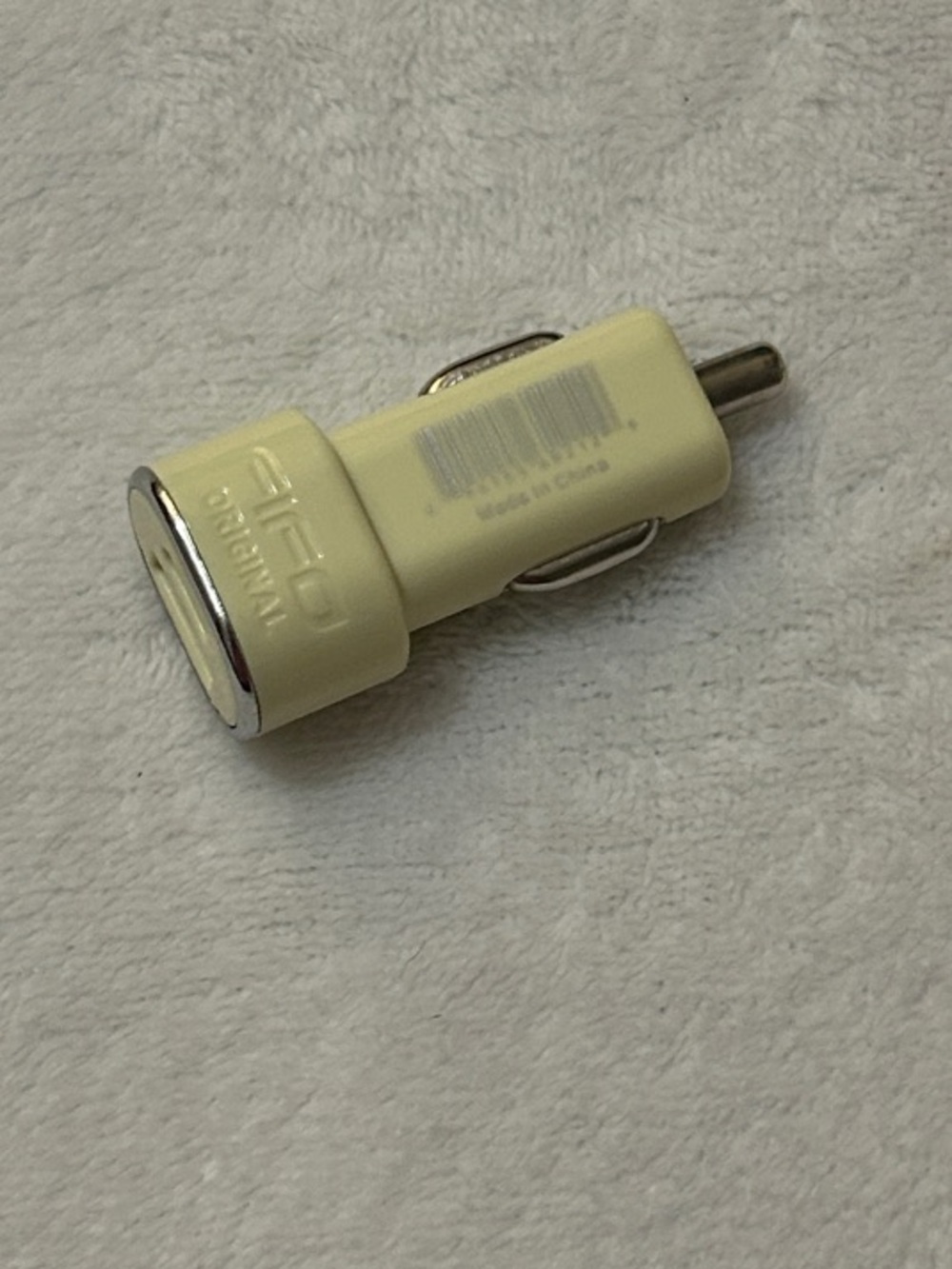 Creamy Yellow Car USB C and A Charger